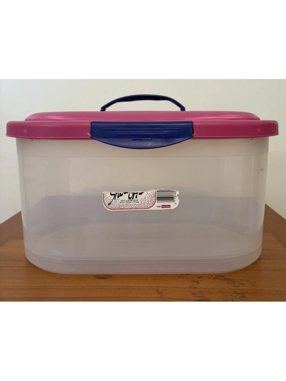 Sterilite Large EZ Carry Show Off Storage Tote #1890 N Very Berry Hinged Lid